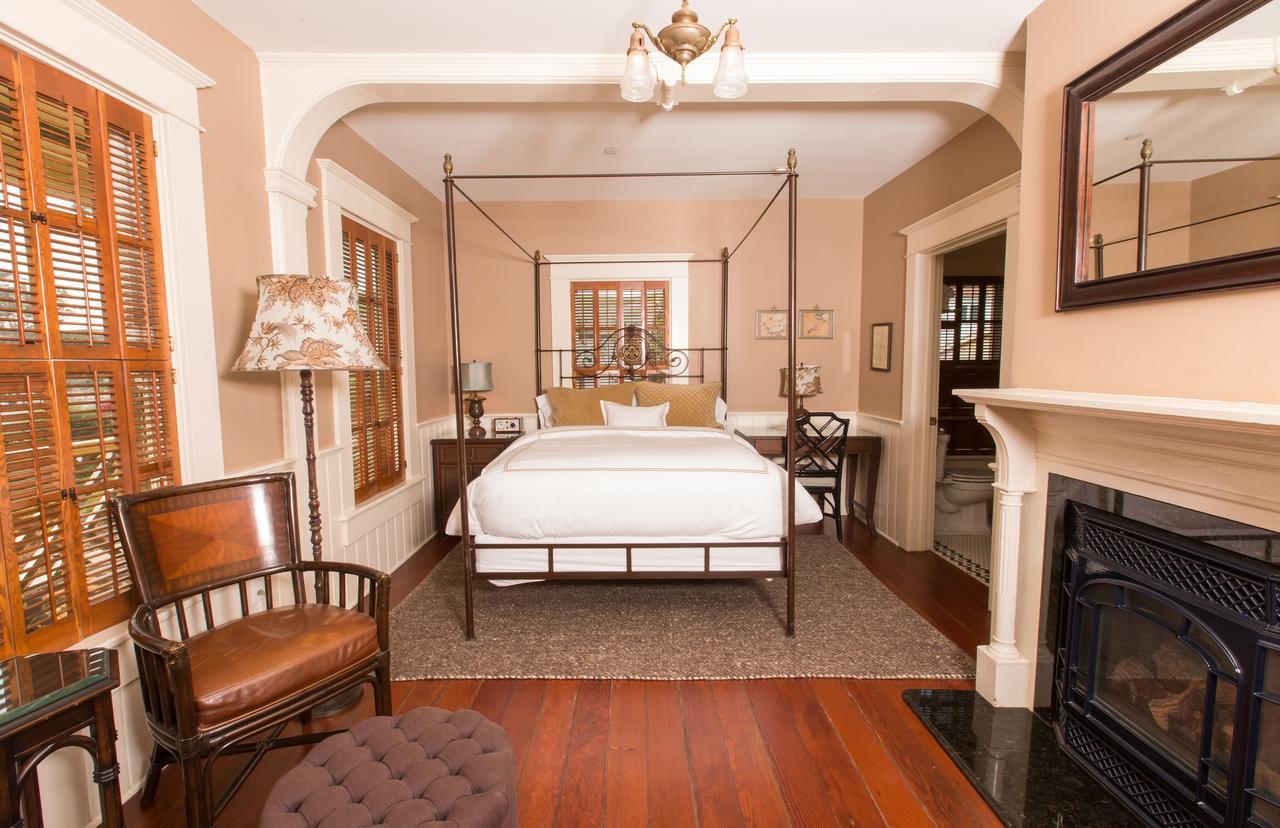 Bed and Breakfast Cass House Каюкос Екстер'єр фото